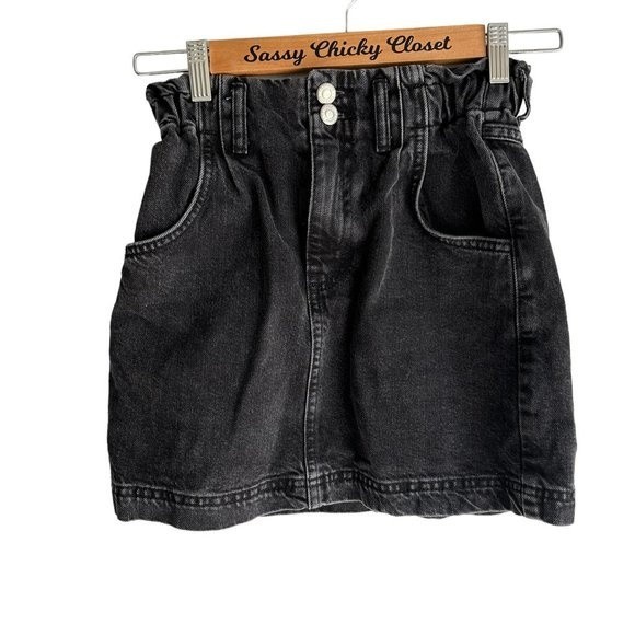 TOPSHOP Black Denim Ladies Juniors Mini‎ Skirt, 2 - Picture 1 of 3